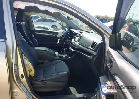 2015 Toyota Highlander Le Plus V6 from USA, damaged, VIN 5TDBKRFH9FS163594